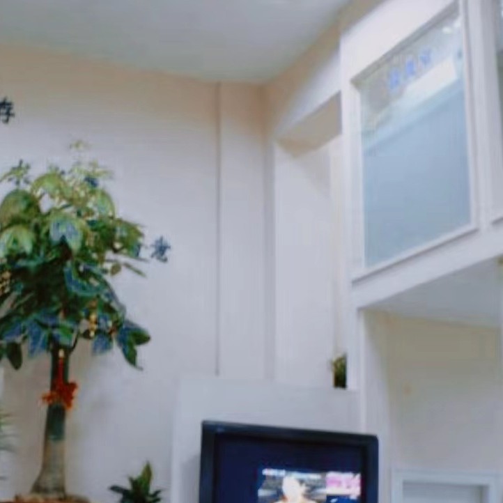 廈門種植牙多錢一顆！廈門宏沅膛口腔連鎖(輪渡店)種植牙新價格已確定，國產(chǎn)天璽牙科種植牙價格：3058元起/顆！